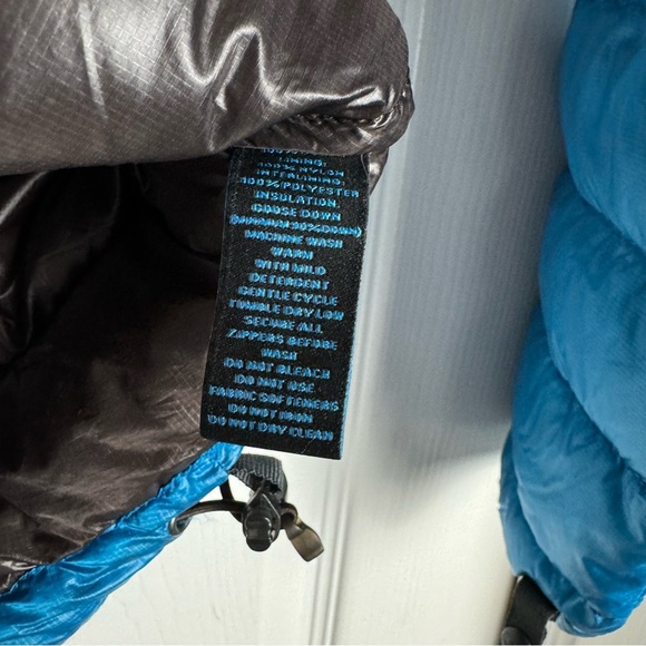 Eastern Mountain Sports Womens Zip Up Quilted Down Jacket in Blue - Picture 8 of 8